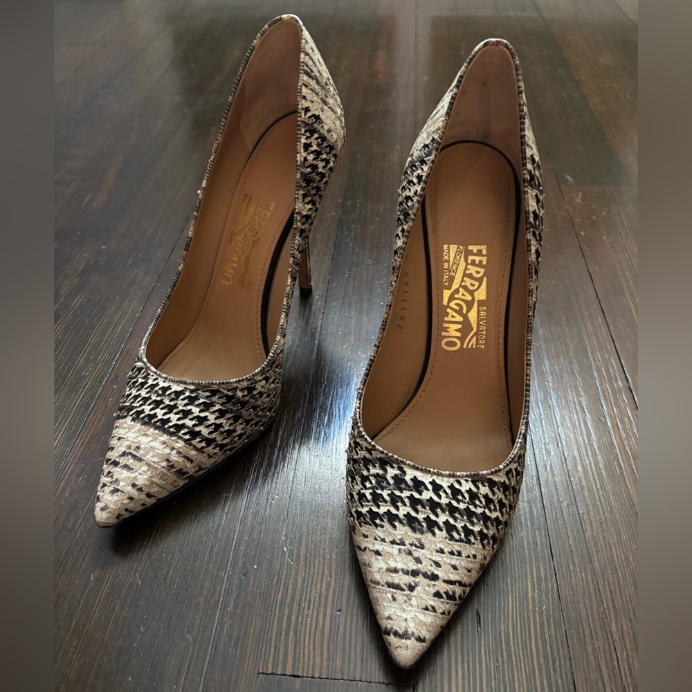 Salvatore Ferragamo Women's Houndstooth Pumps - trending for fall